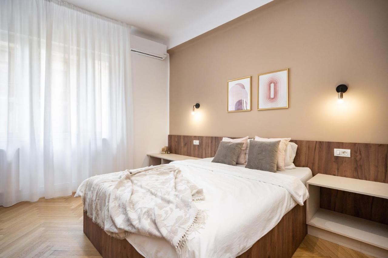 Old Town Bucharest, Luxury 2 Bedrooms Apartment Exterior photo