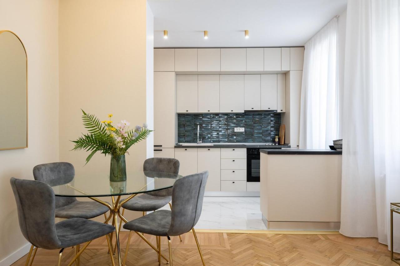 Old Town Bucharest, Luxury 2 Bedrooms Apartment Exterior photo